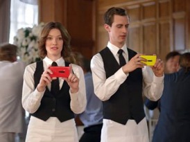 Rissa tra Apple e Samsung user nello spot Nokia Lumia 920!