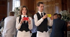 Rissa tra Apple e Samsung user nello spot Nokia Lumia 920!