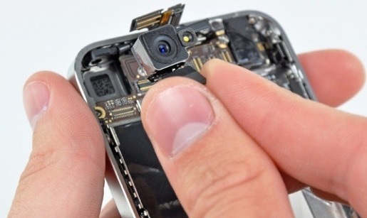 iFixit mette al nudo il nuovo iPhone 4, confermati i 512 MB di ram e la batteria da 1420 mAH 2