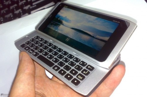 Nokia N9, il design del primo prototipo ricorda molto i MacBook di Apple 1