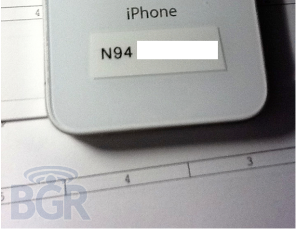 iPhone 4S o iPhone 5? Trovato un prototipo con processore A5 1