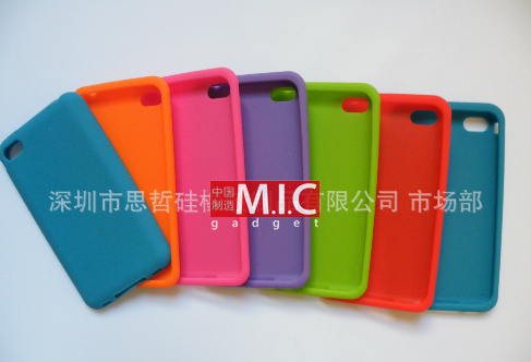 In Cina i case per iPhone 5 si trovano ovunque 2