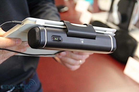 Logitech lancia Clip-On! I nuovi speaker per iPad 1