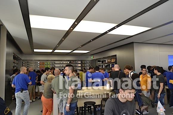 Il reportage di Italiamac dall'Apple Store di Bologna 8