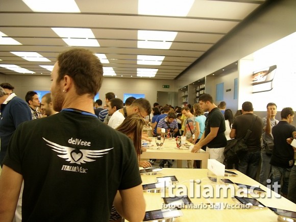 Inaugurazione Apple Store Campania, il reportage di Italiamac e la galleria fotografica *Aggiornato 1