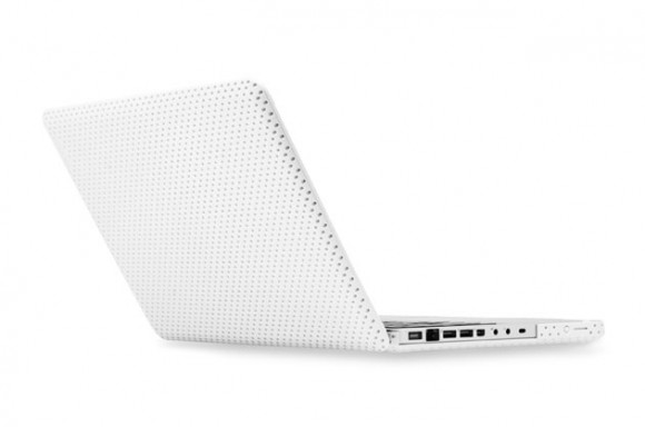 Anche Incase propone il suo Hardshell Case per MacBook 1