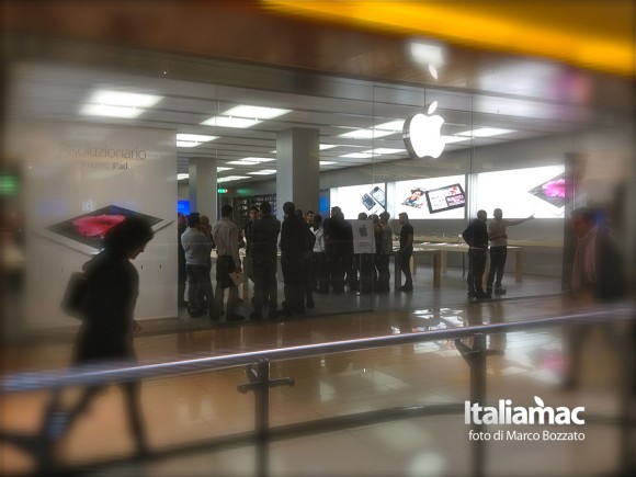 Gita all'Apple Store Porta di Roma, le foto di un lettore 3