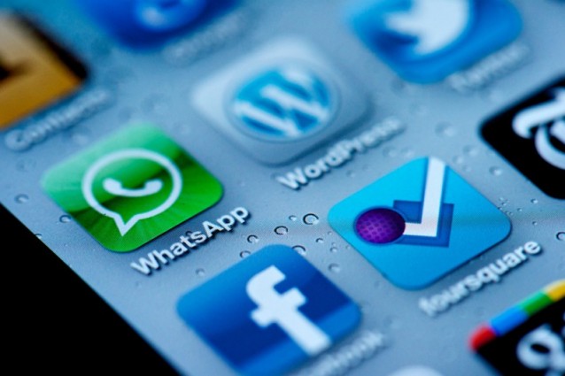 Le app per l'invio di sms "rubano" alle compagnie telefoniche 18 miliardi di euro l'anno 2