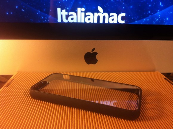 Cover iPhone 5 di Puro: Abbiamo provato la Clear e la Soft 2