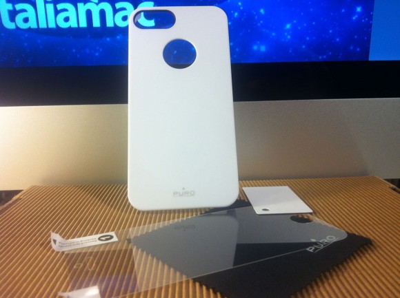 Cover iPhone 5 di Puro: Abbiamo provato la Clear e la Soft 6