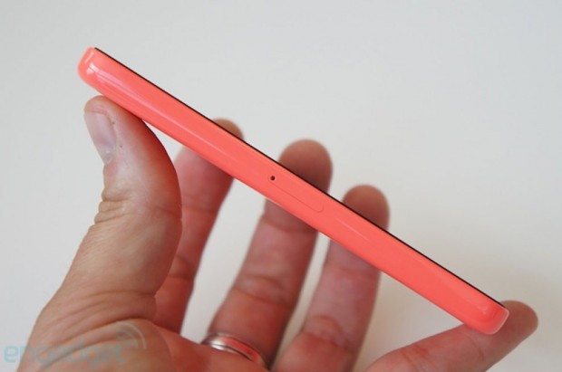 _iPhone-5c-hands-on-01