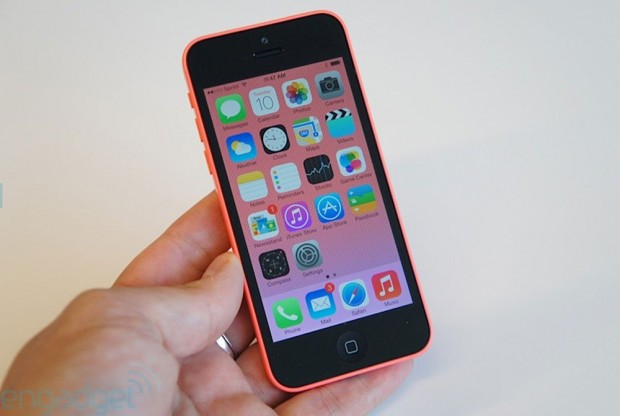 _iPhone-5c-hands-on-04