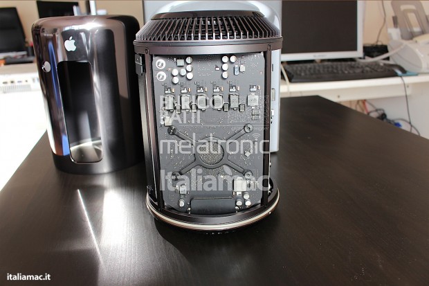 Apple-MacPro-Black-Italiamac-005