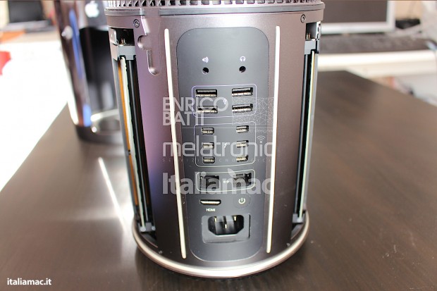 Apple-MacPro-Black-Italiamac-007