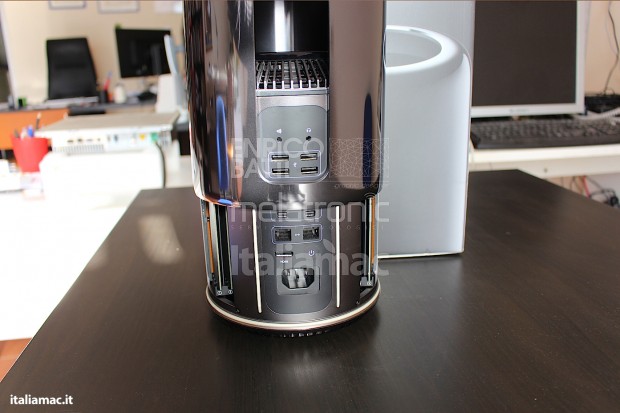 Apple-MacPro-Black-Italiamac-009