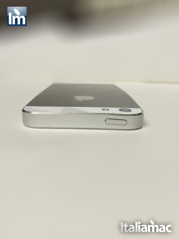 iPhone5_Top_curvato