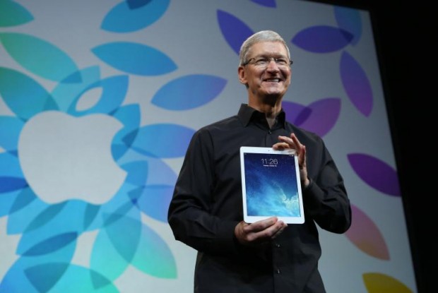 apple-tim-cook-ipad-air