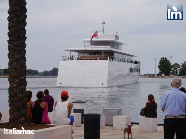 yatch-venus-steve-jobs-brindisi-05