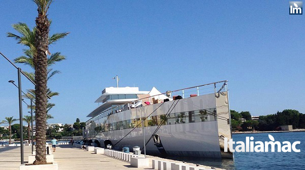 yatch-venus-steve-jobs-brindisi-19