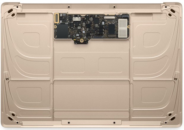 nuovo-macbook-oro-2015-10