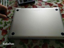 Foto istallazione SSD Crucial M500 su un MacBook Pro 1