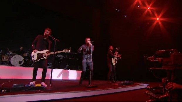 I OneRepublic suonano a sorpresa tre loro pezzi all'evento Apple 5