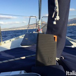 Evoke Solar Charger: Il caricabatterie con pannelli solari per tutti i dispositivi 3