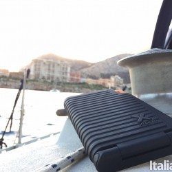 Evoke Solar Charger: Il caricabatterie con pannelli solari per tutti i dispositivi 4