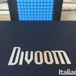 TimeBox di Divoom: Lo speaker wireless dotato di pannello LED multifunzione 1