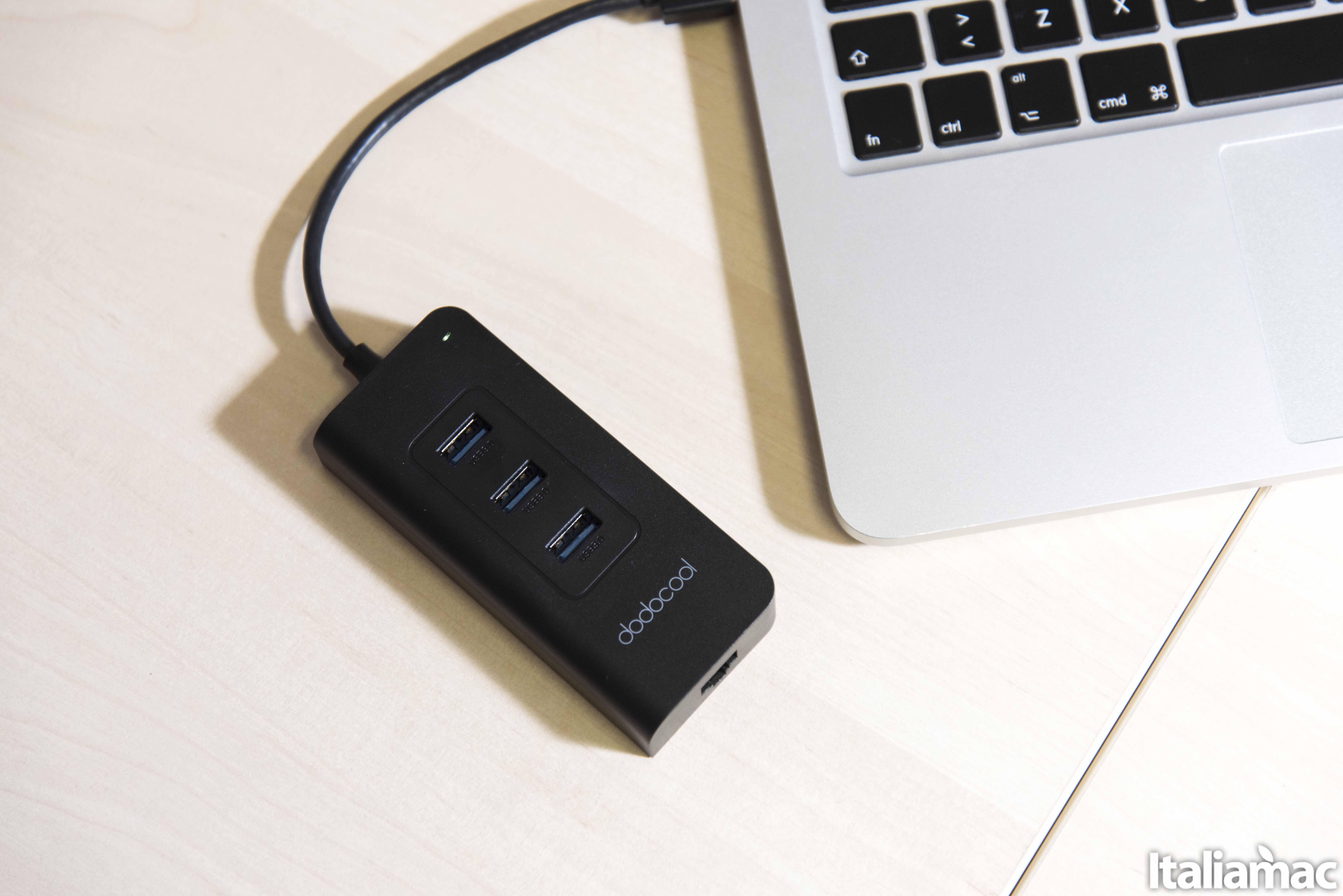 Dodocool Hub USB 3.0 con 3 porte USB e porta Ethernet da 5Gbps 5