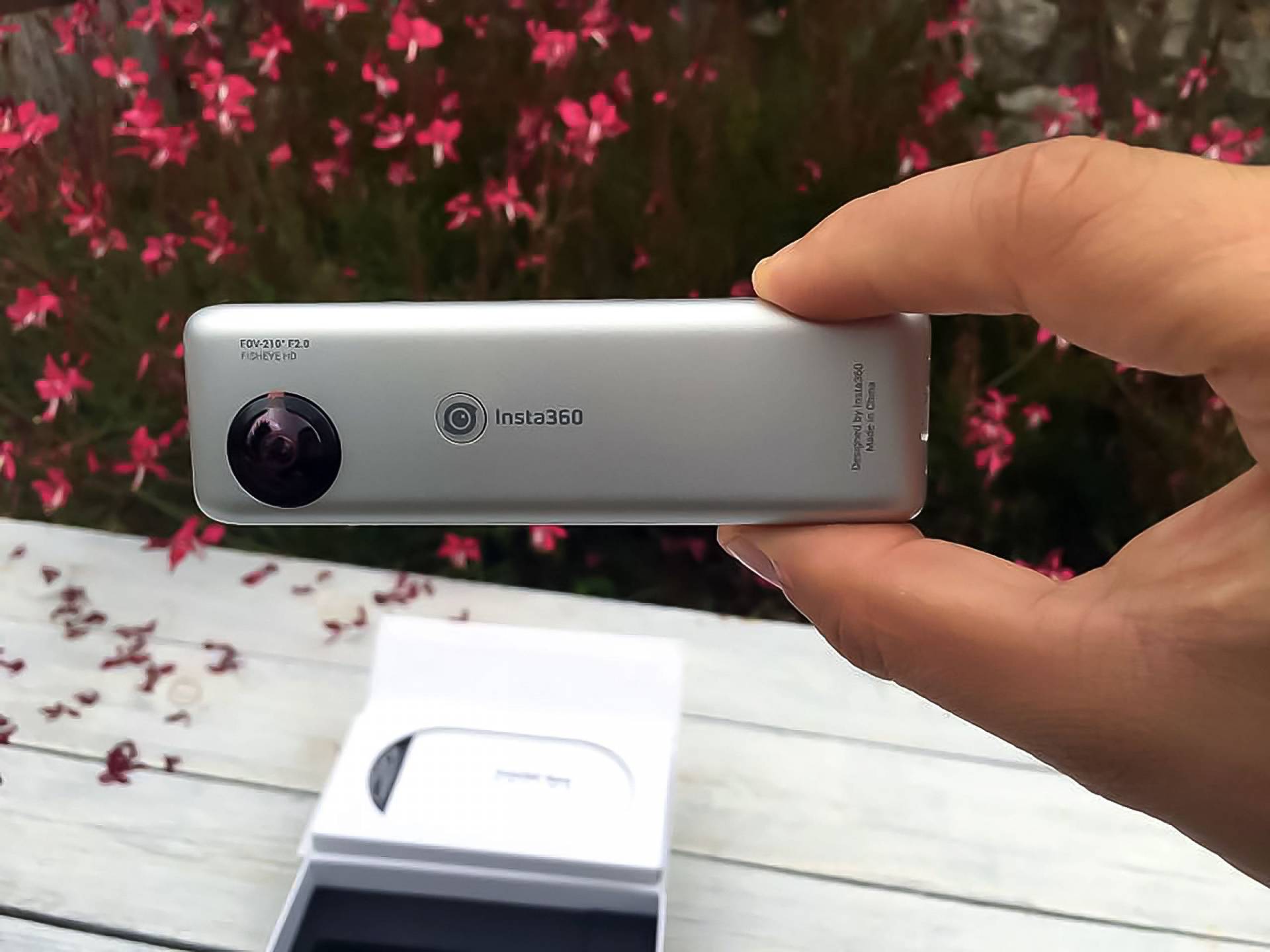 Insta360 Nano