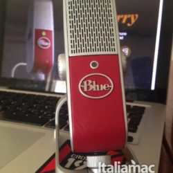 Raspberry, il microfono di Blue Microphones per Macbook e iPhone 4
