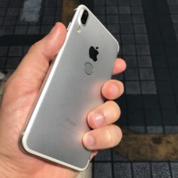 Sarà questo il design finale di iPhone 8? I rumors sono contrastanti 1