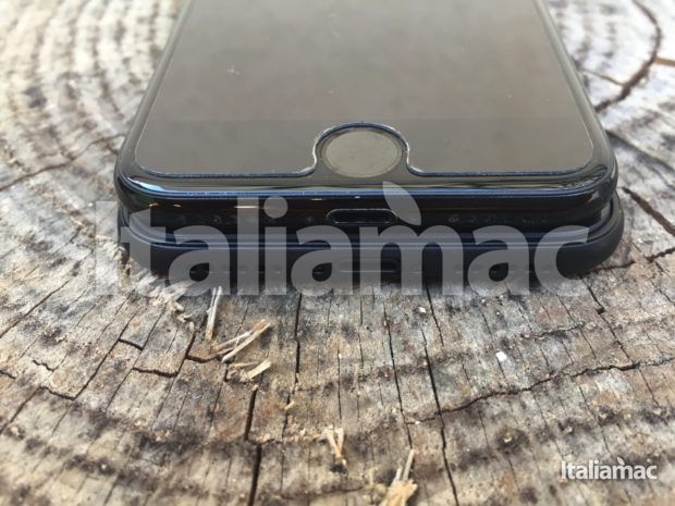 Scoop! Italiamac vi mostra iPhone 8 in anteprima! Foto e video del prototipo. 18