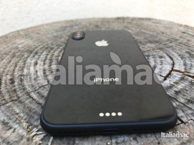 Scoop! Italiamac vi mostra iPhone 8 in anteprima! Foto e video del prototipo. 25