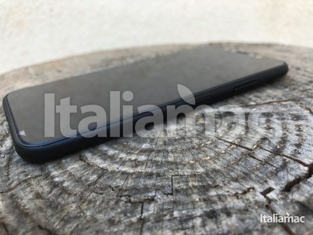 Scoop! Italiamac vi mostra iPhone 8 in anteprima! Foto e video del prototipo. 34