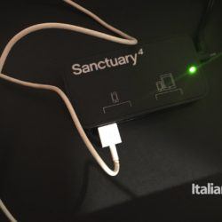 Sanctuary4 di Bluelounge: un santuario per ricaricare i nostri devices 7