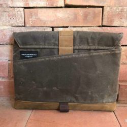 Porta il tuo MacBook Pro sempre con te con la SleeveCase di sfbags 1