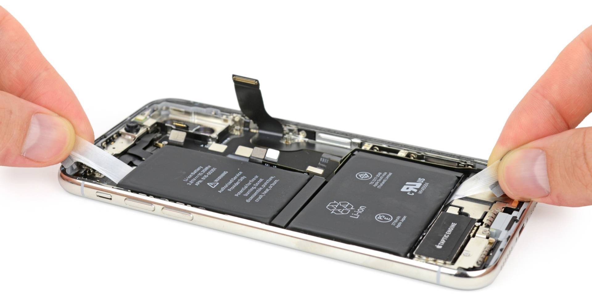 iPhone X nasconde una doppia batteria che offre due ore in più di autonomia 3