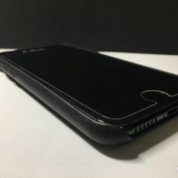 Mujjo: La custodia in vera pelle con porta carte per iPhone 7/8 9