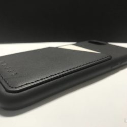 Mujjo: La custodia in vera pelle con porta carte per iPhone 7/8 16