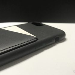 Mujjo: La custodia in vera pelle con porta carte per iPhone 7/8 17