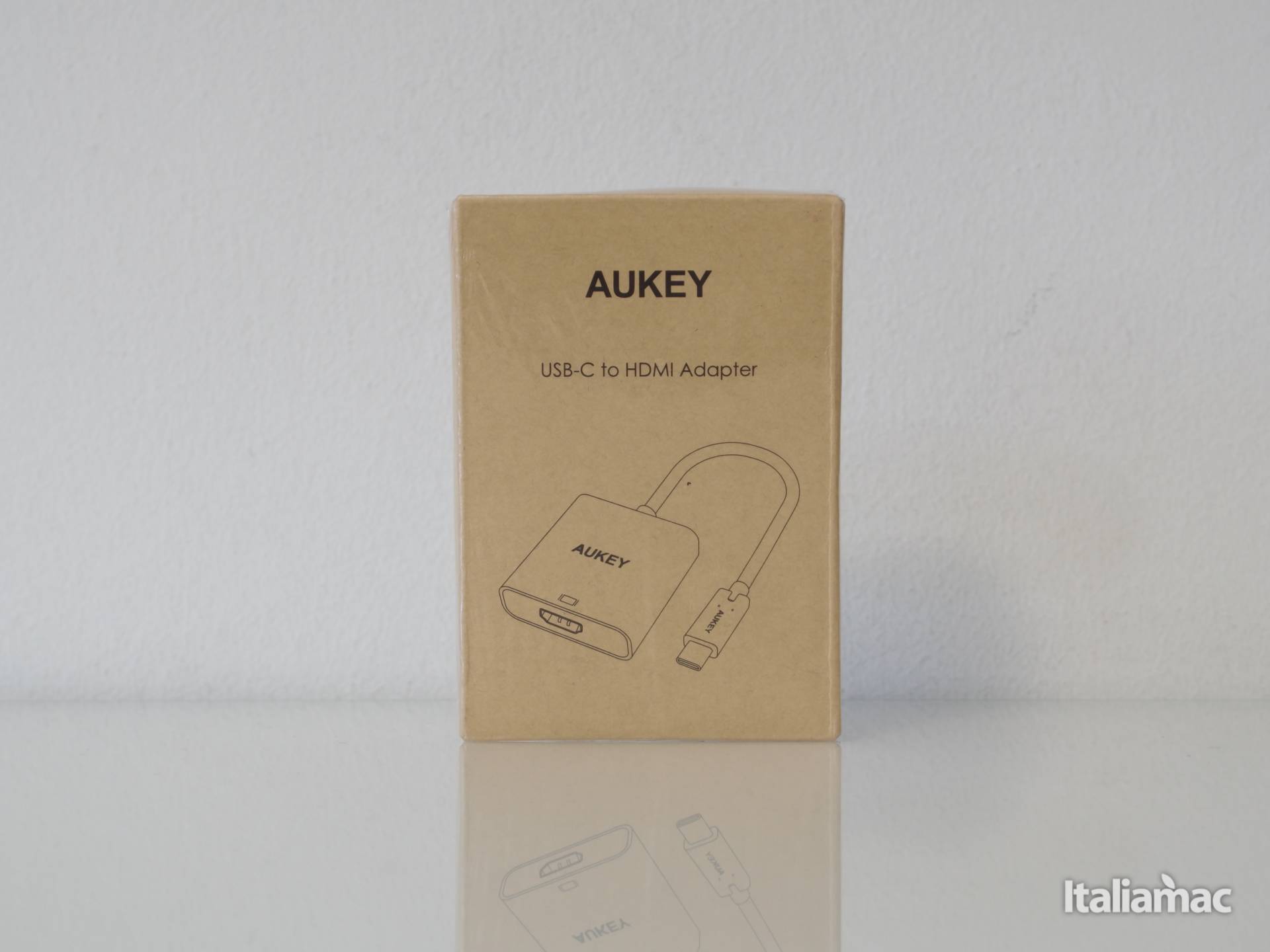 AUKEY Adattatore da USB C a HDMI 4K per MacBook Pro 1