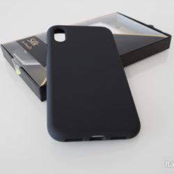 Recensione: Case, ricarica wireless e pellicola per iPhone X di Karapax 4