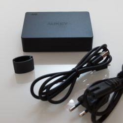 AUKEY caricabatterie da tavolo con 6 porte USB e ricarica rapida 4