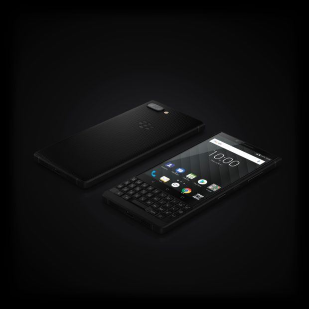39 immagini del nuovo BlackBerry KEY2 disponibile in Italia dal 30 luglio 11