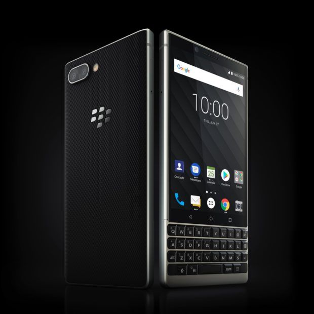 39 immagini del nuovo BlackBerry KEY2 disponibile in Italia dal 30 luglio 23