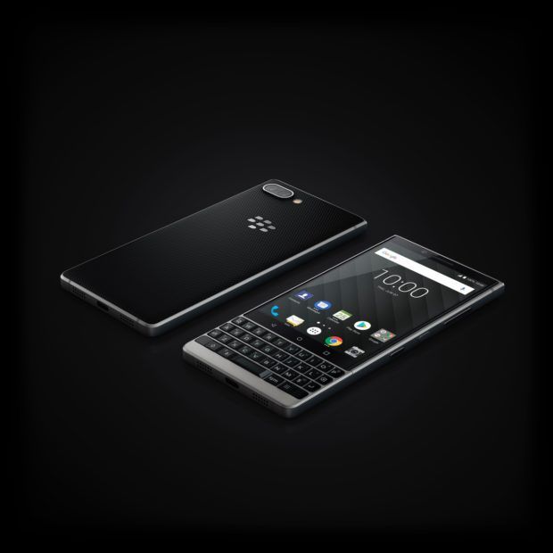 39 immagini del nuovo BlackBerry KEY2 disponibile in Italia dal 30 luglio 25