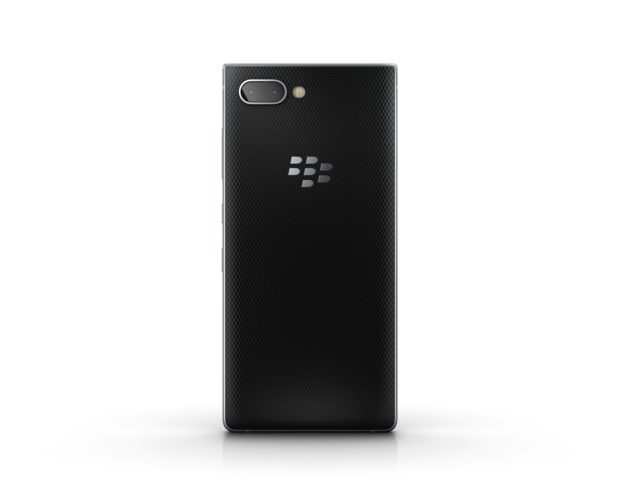 39 immagini del nuovo BlackBerry KEY2 disponibile in Italia dal 30 luglio 14