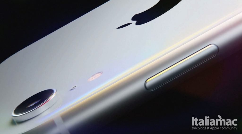 20 foto del nuovo Apple iPhone XR, in 6 colori 14